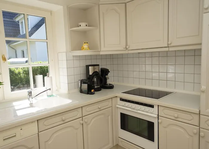 Appartement In Mit Terrasse By Interhome Morsum (Sylt)